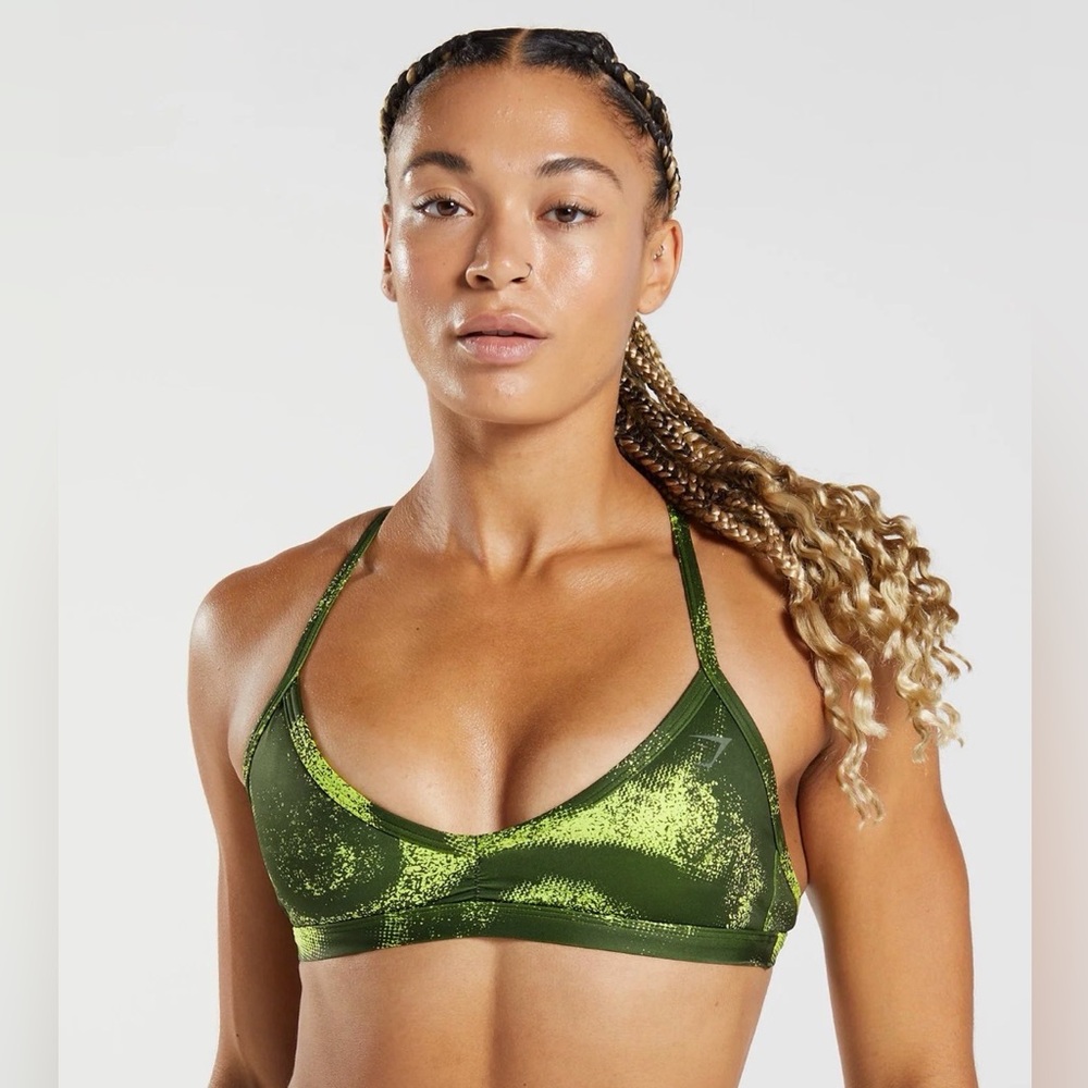 GYMSHARK POWER MINIMAL SPORTS BRA - Moss Olive Print